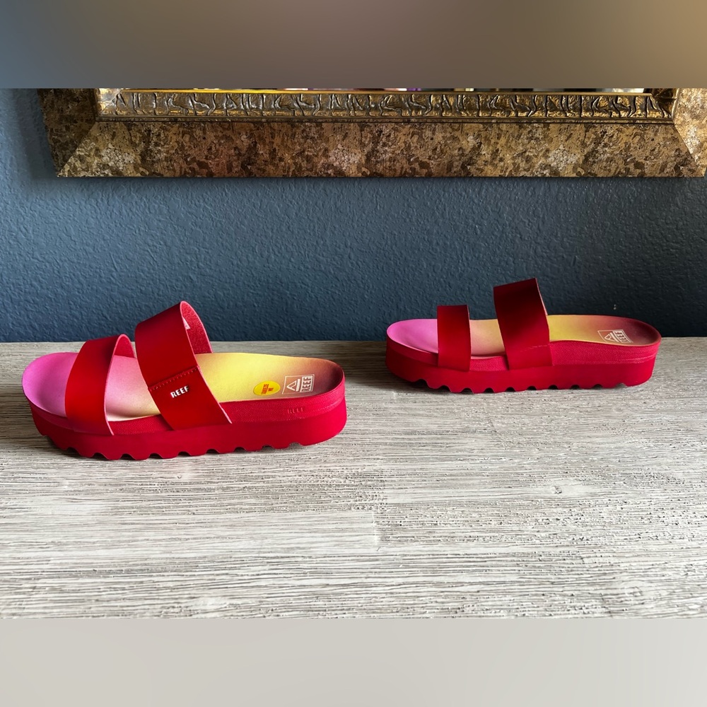 LIKE NEW!!! Reef x Sanctuary Vibrant Red Slide Sandals - Picture 1 of 6